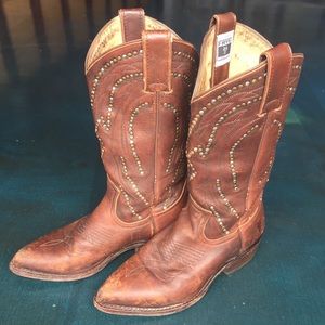 Frye Cowgirl Boots Embellished w/ Studs size 6.5